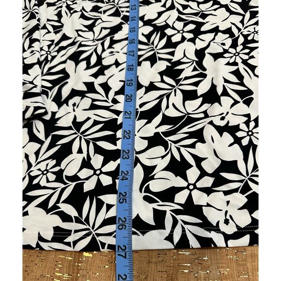 Lands' End Women's SunShade UPF 50 Long SleeveRelaxed Rash Guard Print 3XL - Picture 8 of 9